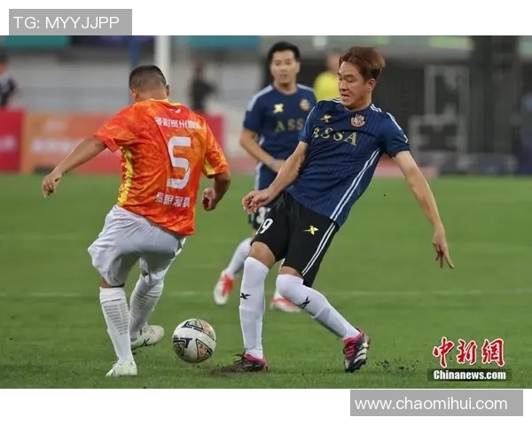 足球明星高清合照图片展现球场魅力与团队精神的完美瞬间